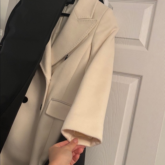Mackage Holt Renfrew Yvonne Wool And Cashmere Double-Breasted Long Coat Small - Picture 8 of 10